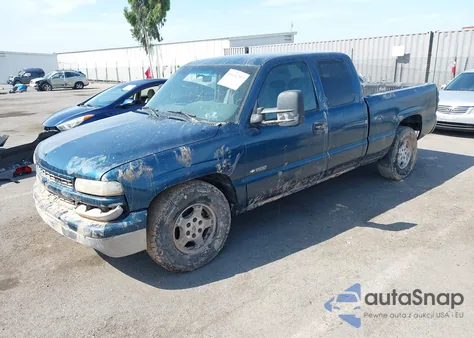 2002 Chevrolet Silverado 1500 Ls z USA, uszkodzony, nr VIN 2GCEC19V821254497